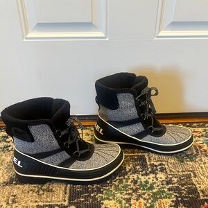 Sorel Black and Gray Boots